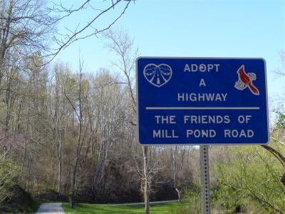 2014-04 DSC00230 mill pond road sign (Large)